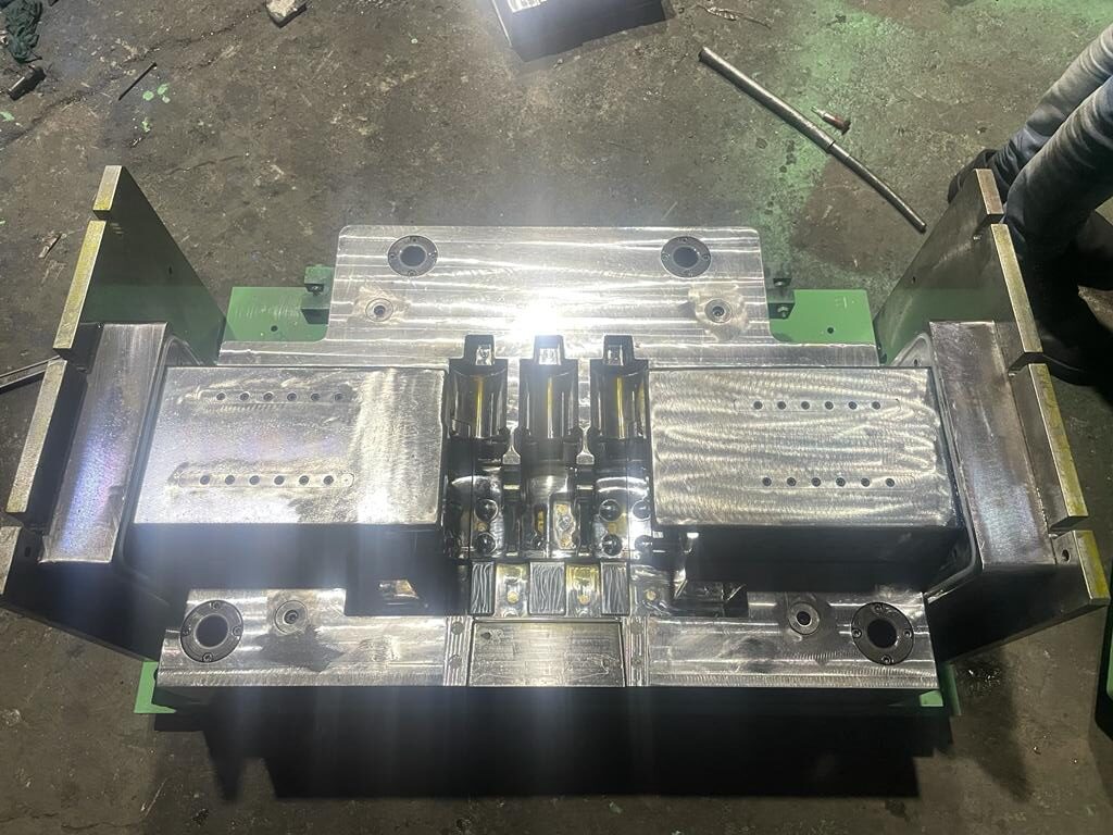 Cylinder Block Casting – Side Profile