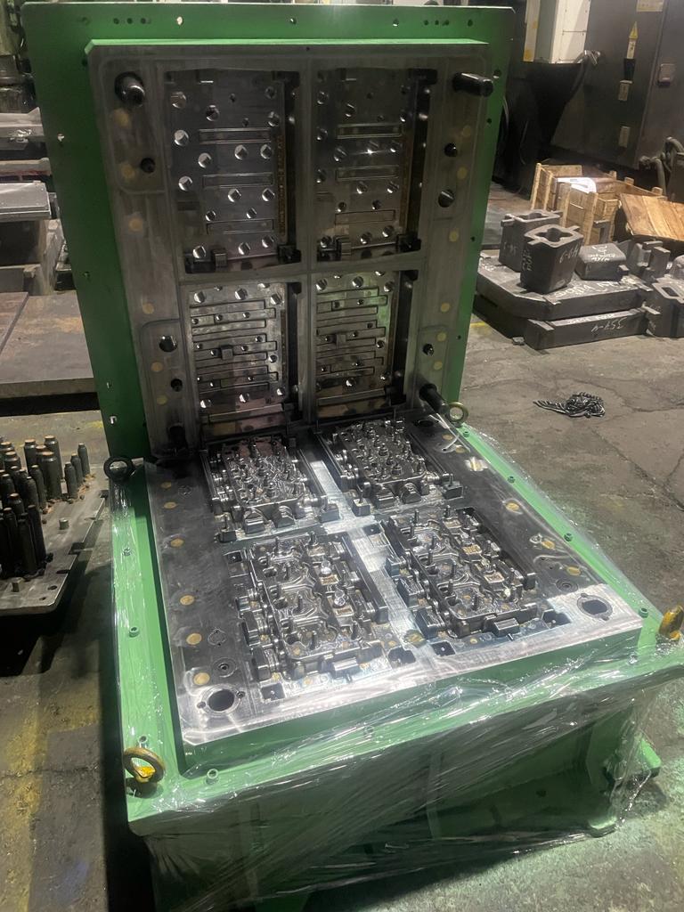 Cylinder Head – Exhaust Manifold Face