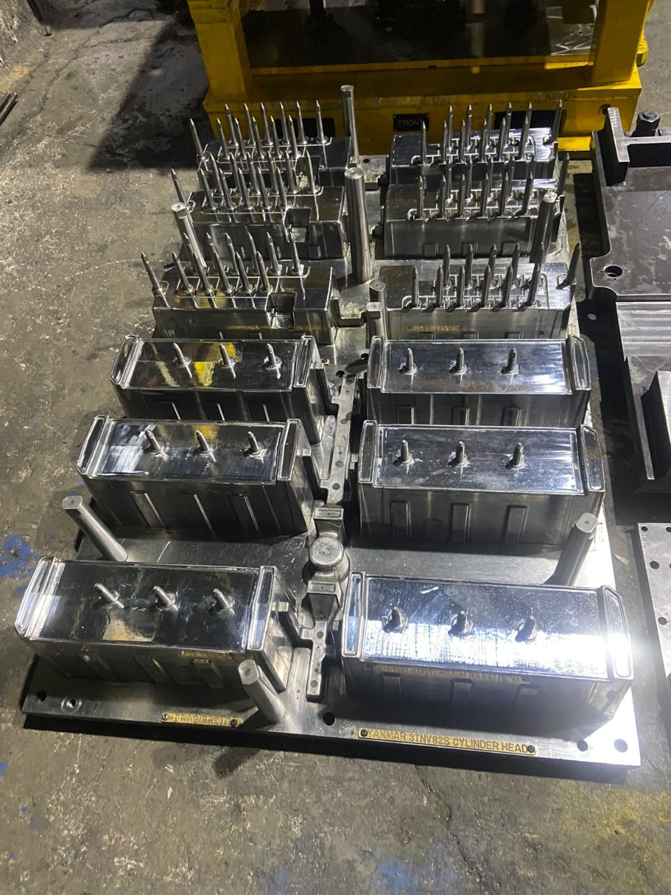 Cylinder Head – Complete Assembly (Isometric View)