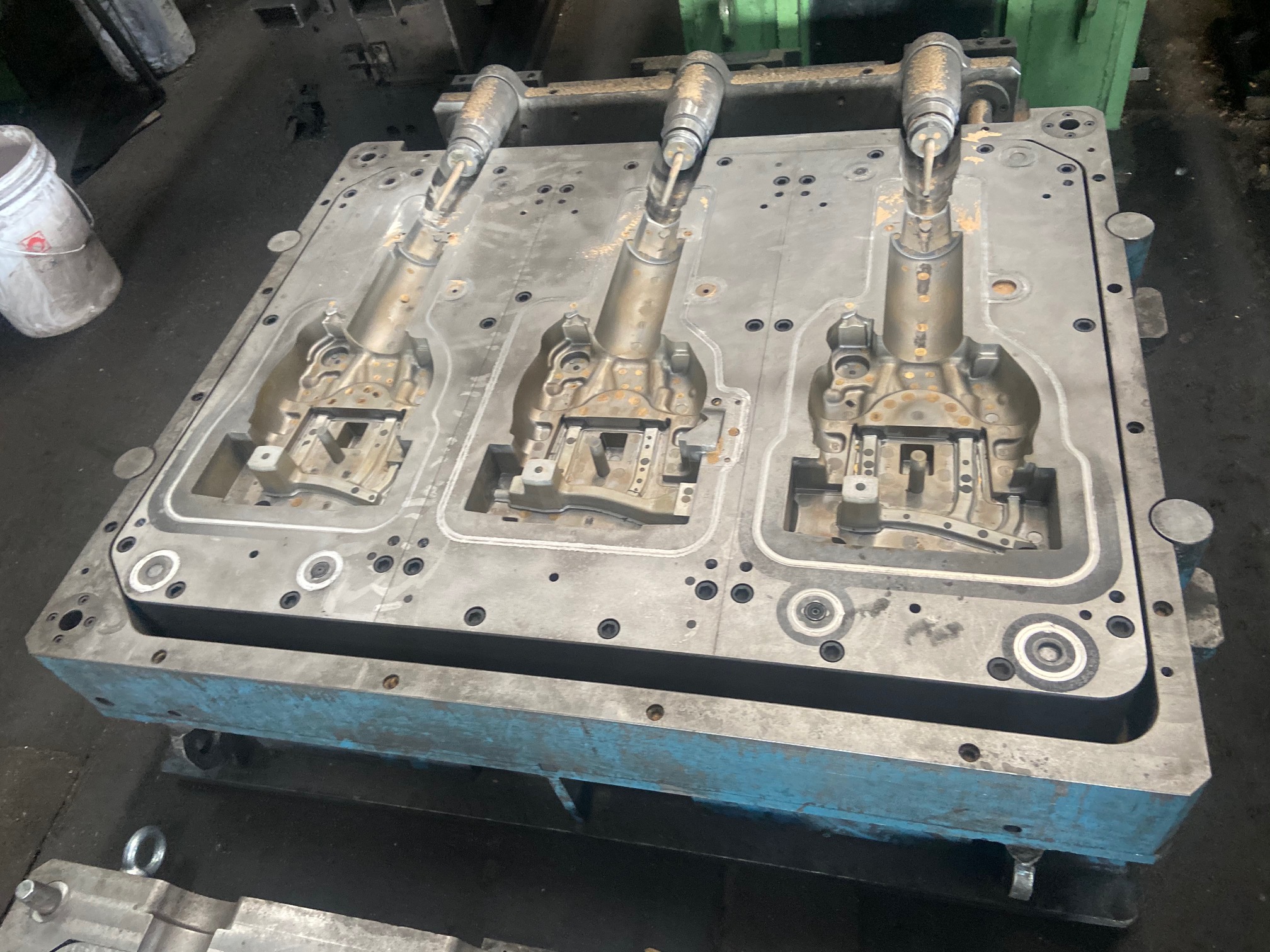 Loramendi Core Box – 3-Cylinder Block Water Jacket